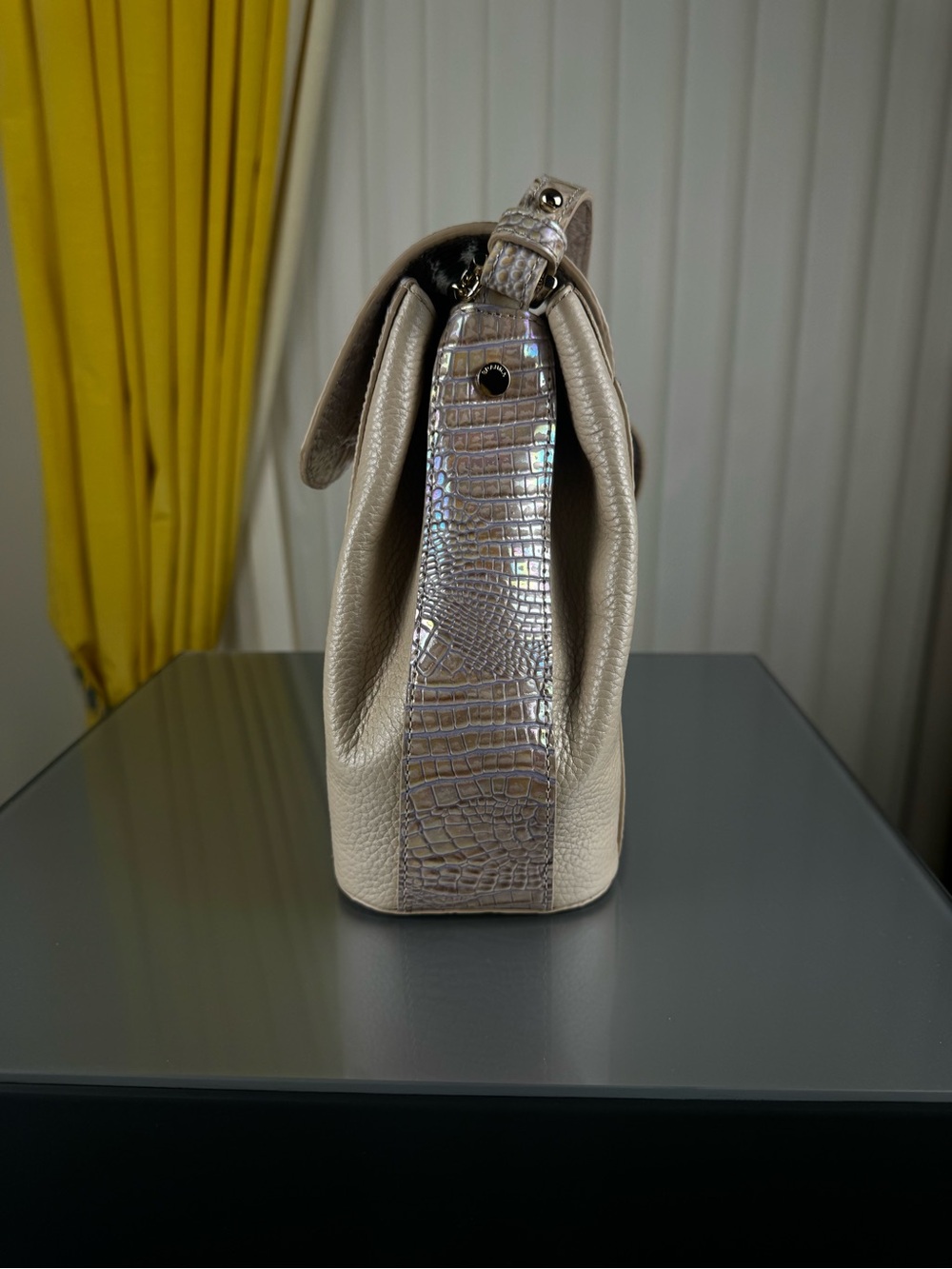 Brahmin Margo Pearl Admire Metallic Croc-Embossed Crossbody - Picture 2 of 6
